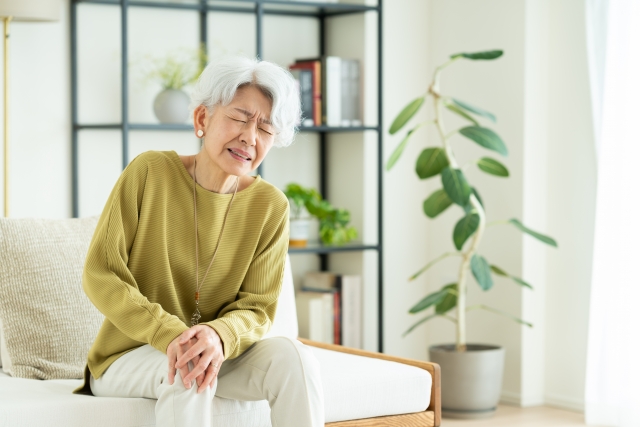 毎日の快適な歩行を実現する、膝痛改善への第一歩！