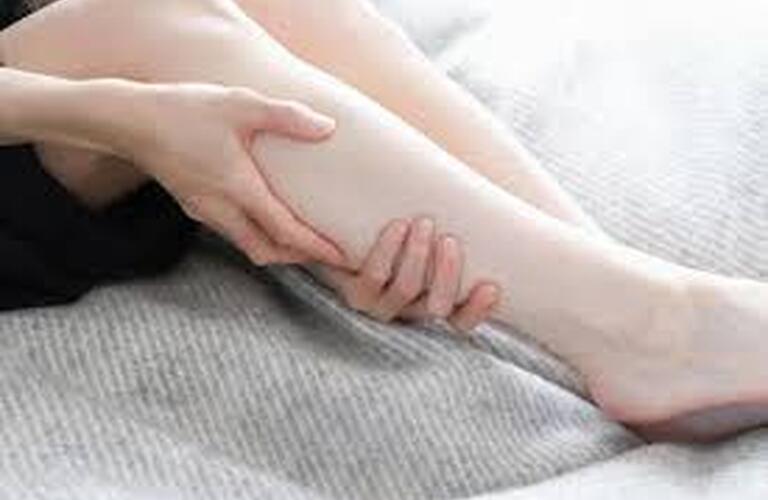 「体が冷える」「むくむ」…実は“筋膜の癒着”が原因かも？整骨院でできる血流改善ケア