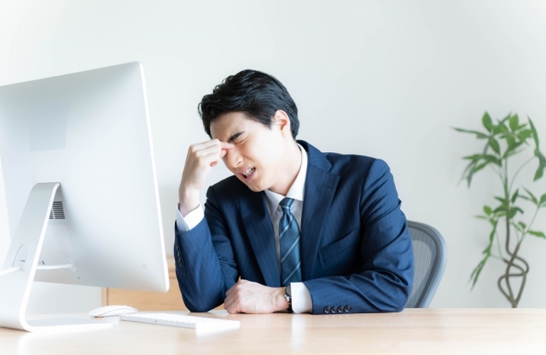 頭痛と眼精疲労でお悩みのあなたへ。自律神経を整えて、快適な日常を取り戻しましょう！